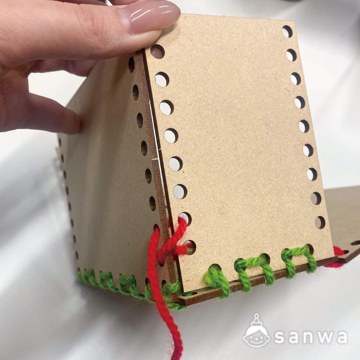 【実用性抜群】縫って作る木製ボックス【知育になる】